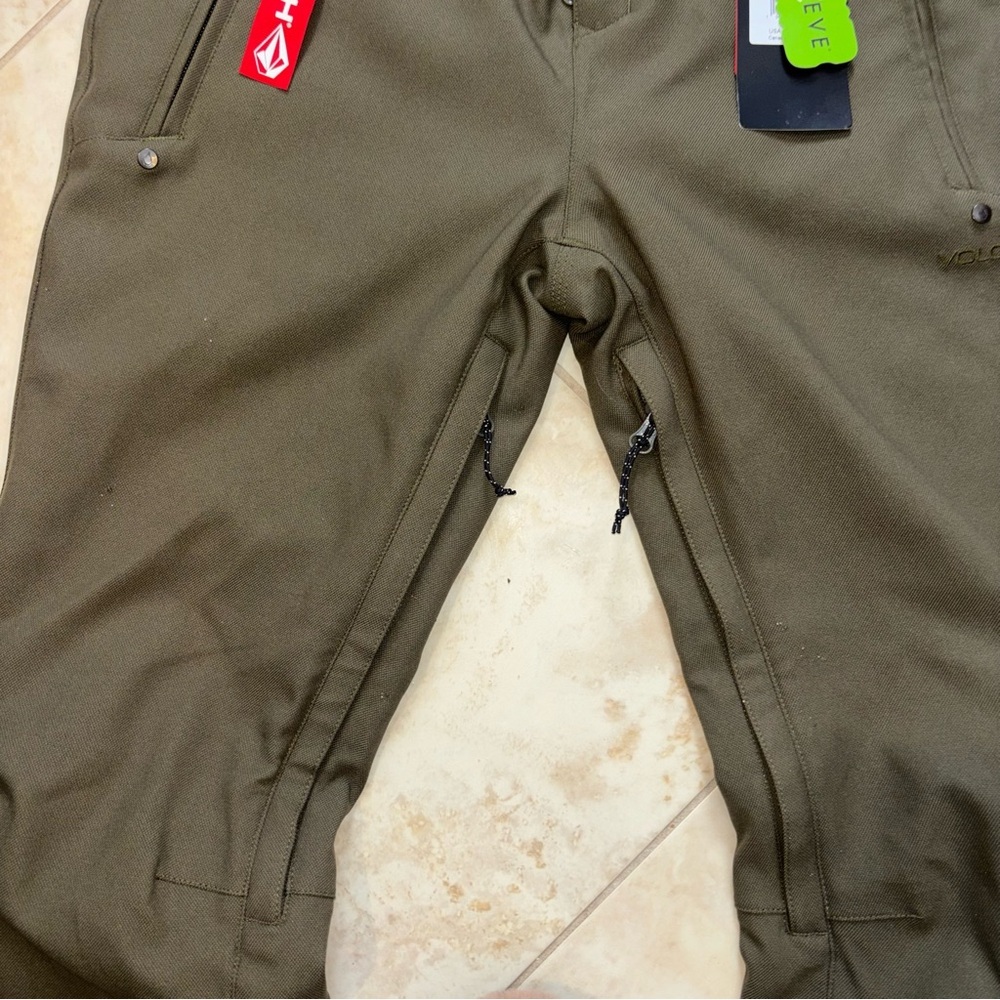 VOLCOM Genus Ski/Snowboarding Pants Medium NEW WITH TAGS - Picture 7 of 12